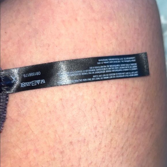 Urban Outfitters Black Floral Bodysuit - Picture 11 of 12